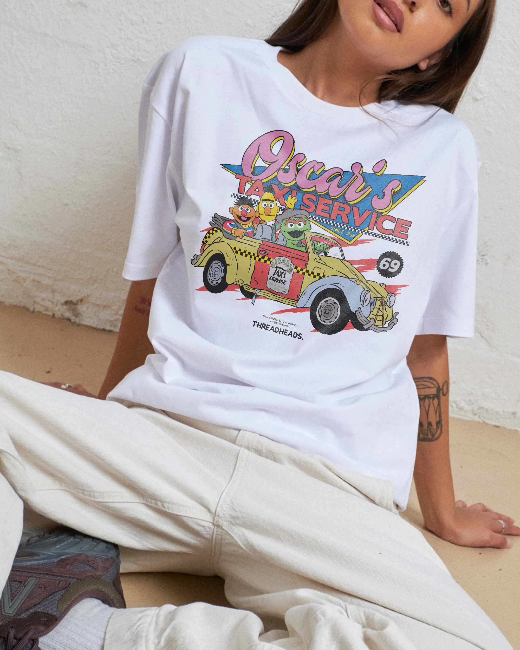 Oscar's Taxi Service T-Shirt - Image 3