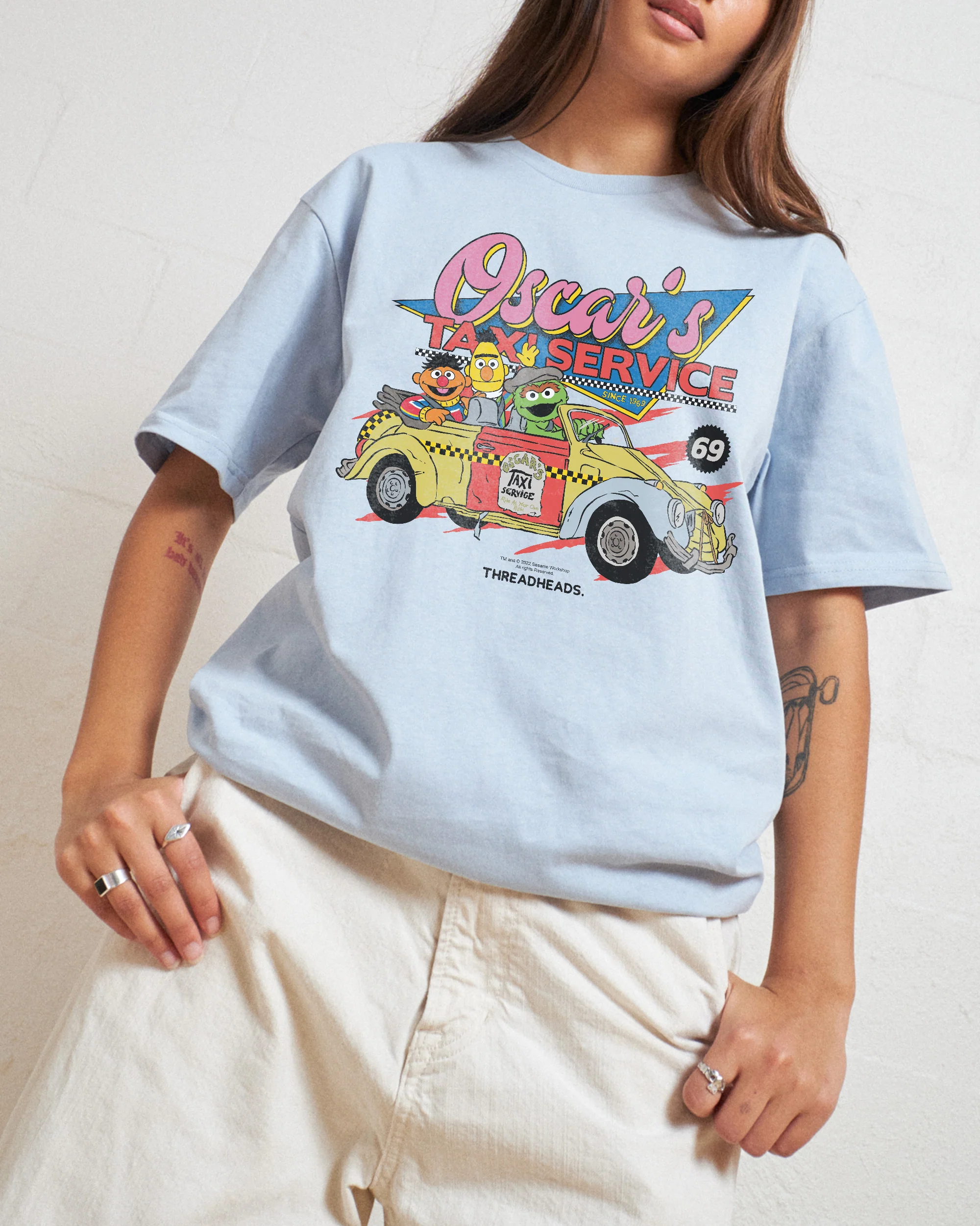 Oscar's Taxi Service T-Shirt - Image 4